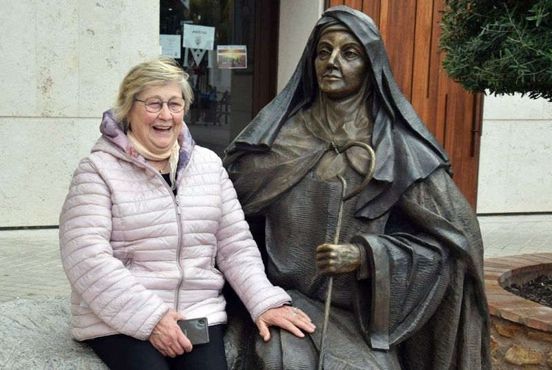 Vicenta Hernández, alma mater de Aunieto