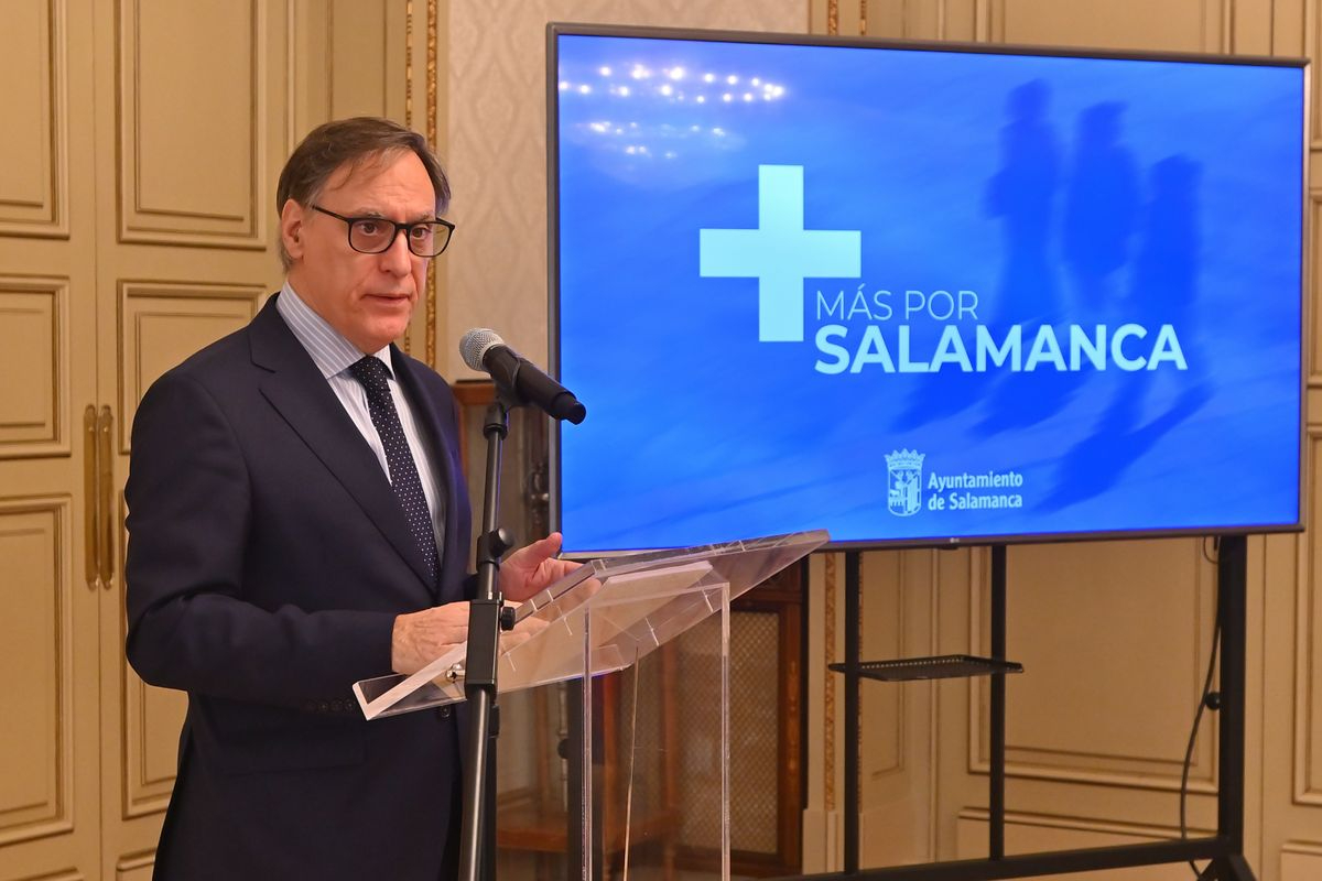 García Carbayo anuncia la esperada renovación de la Plaza de los Bandos con fondos del superávit municipal