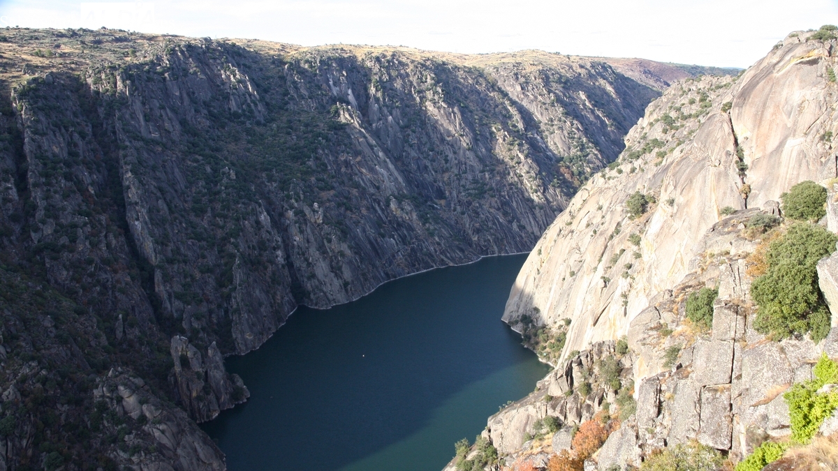 La Geoquedada 2025 llega a Aldeadávila para poner en valor el patrimonio geológico del Parque Arribes