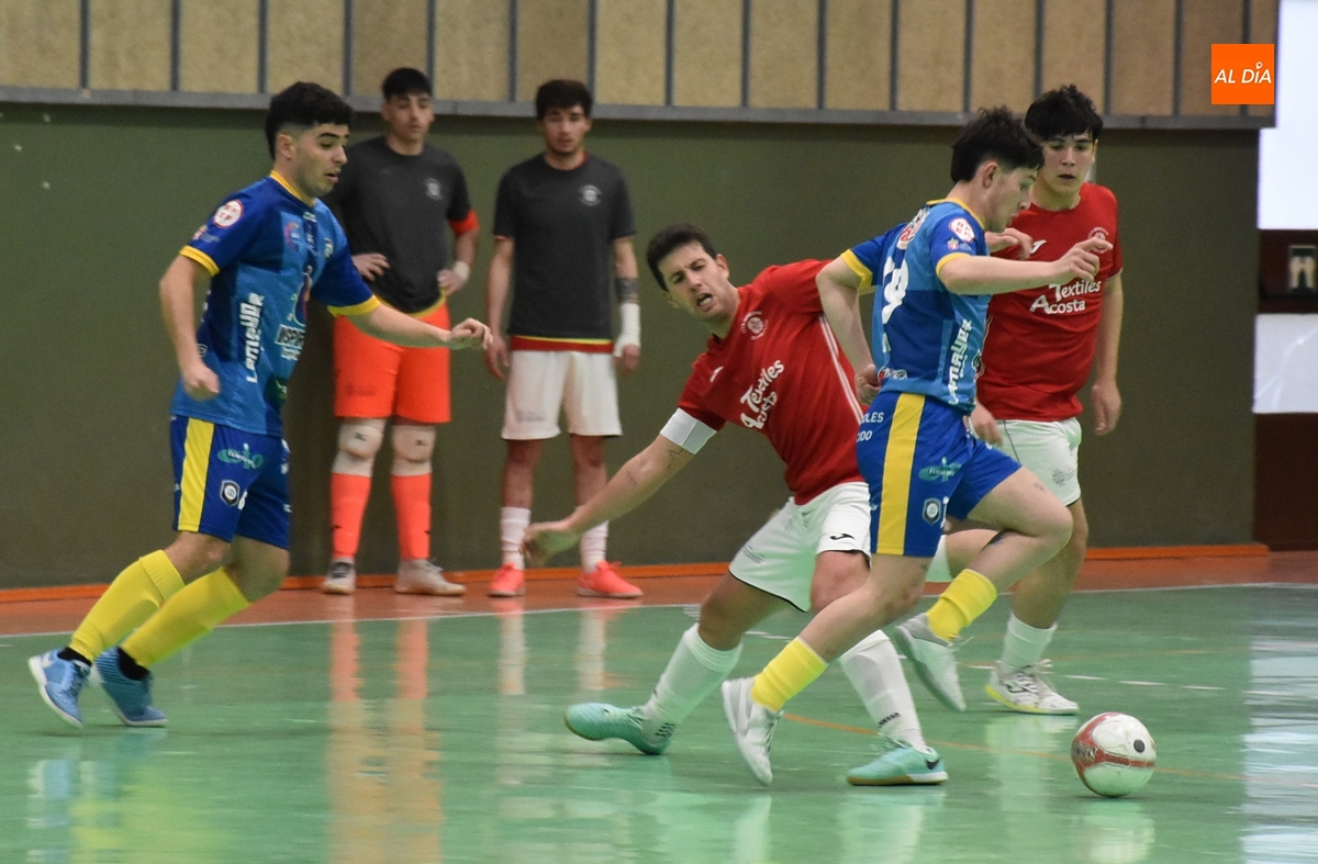 El III Senior cae ante Villaquilambre en un duelo duro y parejo