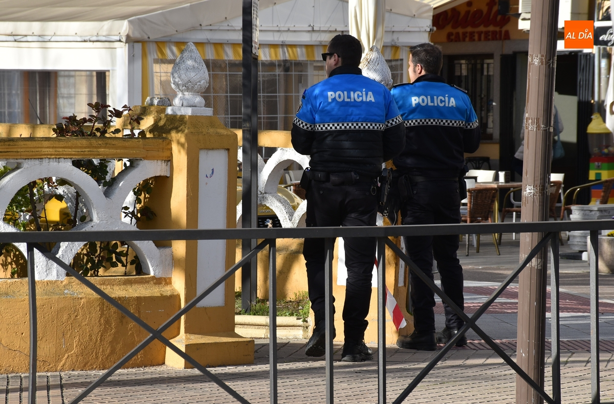 La Policía Local reabre al tránsito los parques de La Glorieta y La Florida