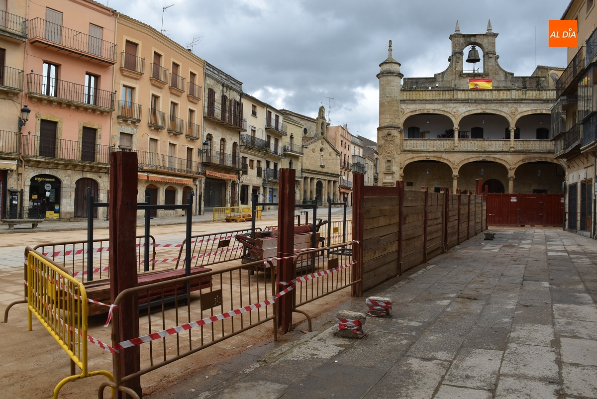 Las barreras de la Plaza y las atracciones van diciendo poco a poco adiós