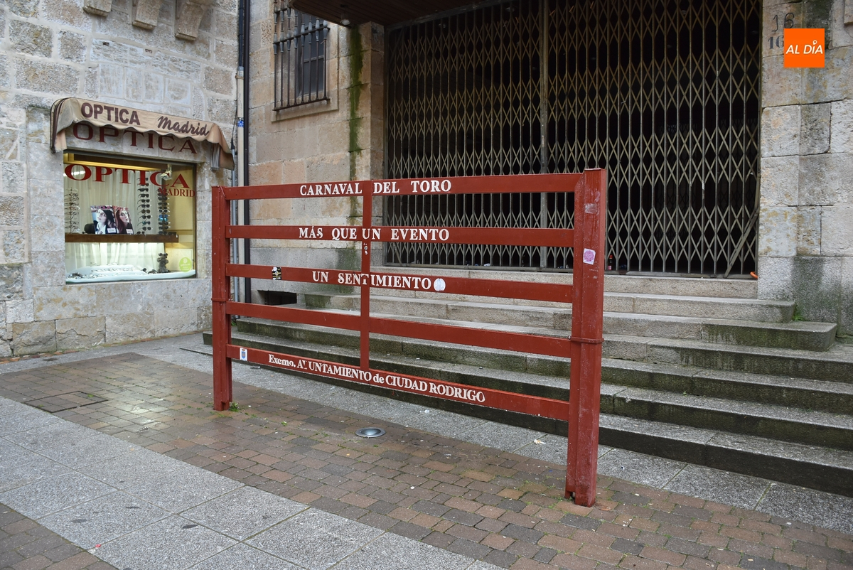 La Plaza Mayor, la calle Madrid y Bolonia terminan de decir adiós al Carnaval