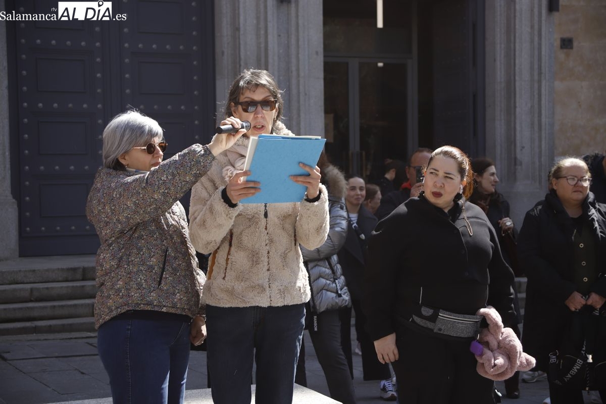 FOTOS y VÍDEO | Trabajadoras del hogar exigen en Salamanca mejoras laborales y reconocimiento profesional