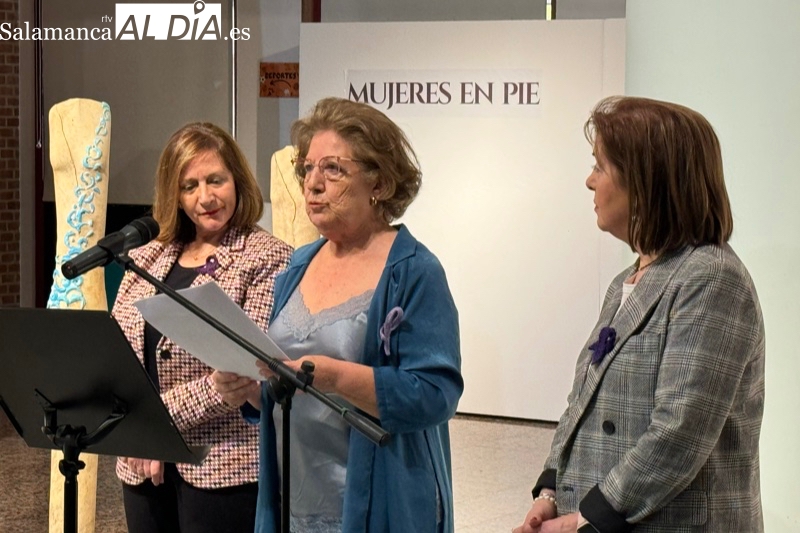 ‘Mujeres en Pie’: La gran exposición con la que la salmantina Amelia García da luz a las mujeres en la sombra, llega al CDS 