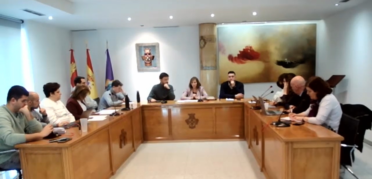 Unanimidad para adquirir dos nuevos coches híbridos para la Policía Local de Peñaranda, situándolos a la cabeza de la provincia