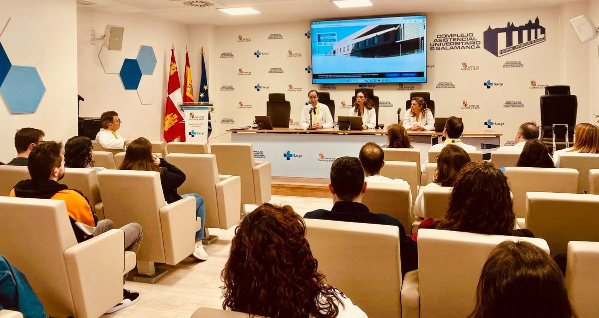 Jornadas de puertas abiertas para futuros residentes en el Hospital de Salamanca, que oferta 128 plazas