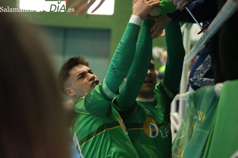 El Piensos Durán Albense se impone con autoridad al Coruxo y sigue firme en la lucha por el playoff (4-1)