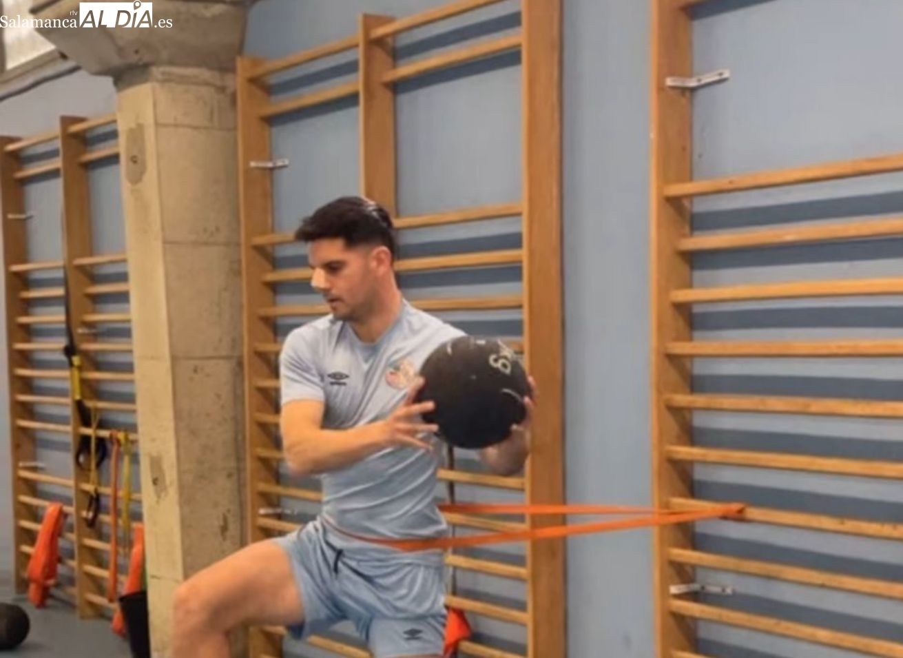 Murua sufre un fuerte golpe en la nariz tras uno de los entrenamientos del Salamanca UDS 