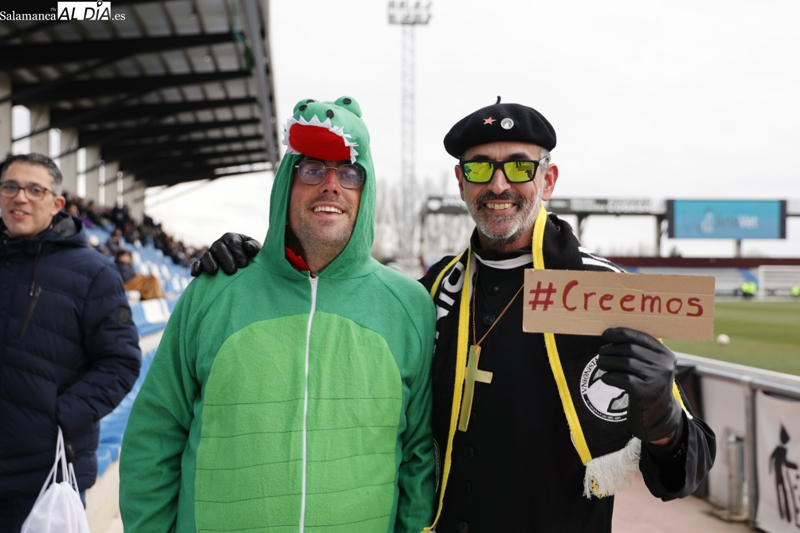 El Reina Sofía se viste de Carnaval con el Unionistas - Andorra a la hora de comer (FOTOS)