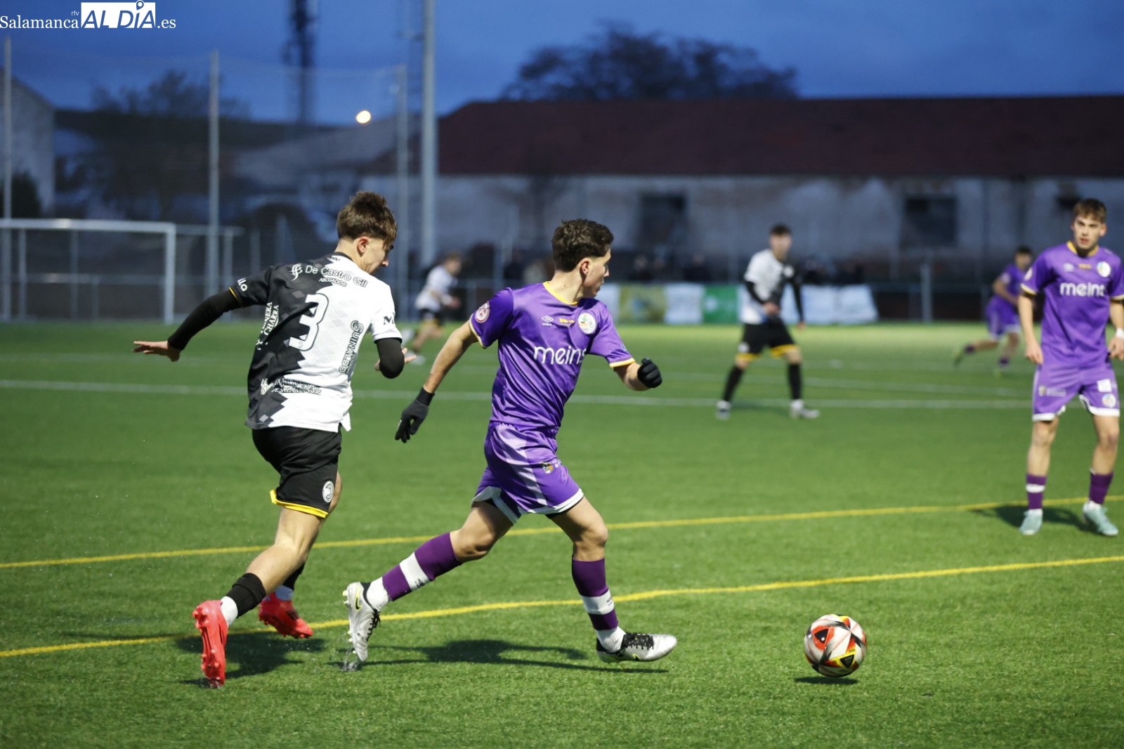 Unionistas se lleva un emocionante derbi ante el Salamanca UDS (3-1)