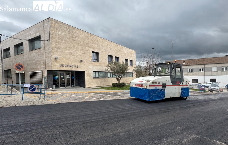 Nuevo asfalto para la calle Cuatropea