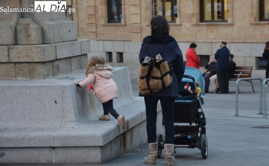 ¿Cuáles son las ayudas por tener un hijo en Salamanca y cuánto puedes cobrar por ellas?