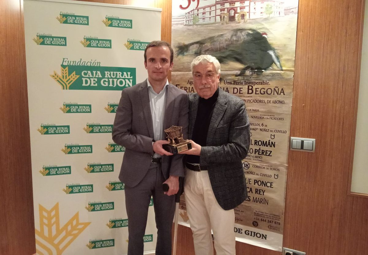 Damián Castaño reaparece en Gijón: Llevo un par de noches complicadas pero el compromiso que tenía para venir era muy grande