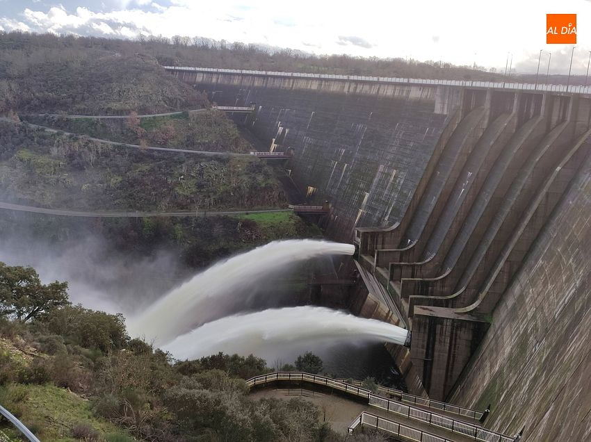 Pistoletazo de salida a las obras de la Central Hidroeléctrica de Irueña, que durarán 3 años