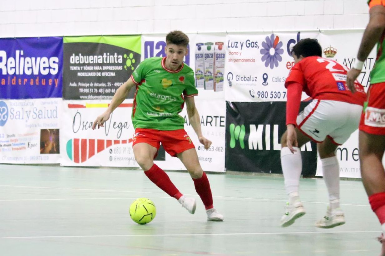 De Alba de Tormes a Zamora: El sacrificio y la pasión de Rober Pibe por el fútbol sala