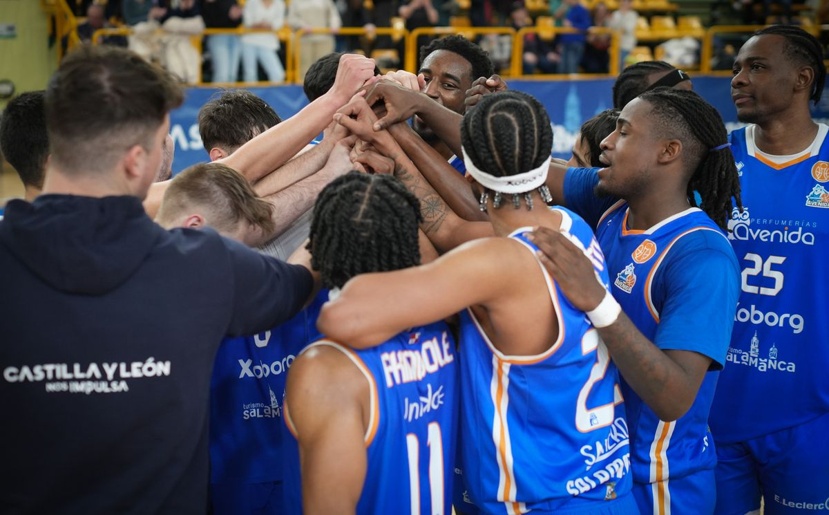 El Avenida Xoborg convoca a la Marea Azul para el decisivo encuentro del sábado