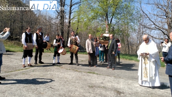 Bollas de Cantagallo, hornazo en la Sierra de Francia y el escarnio de Judas en Sotoserrano para celebrar el Lunes de Pascua en Salamanca