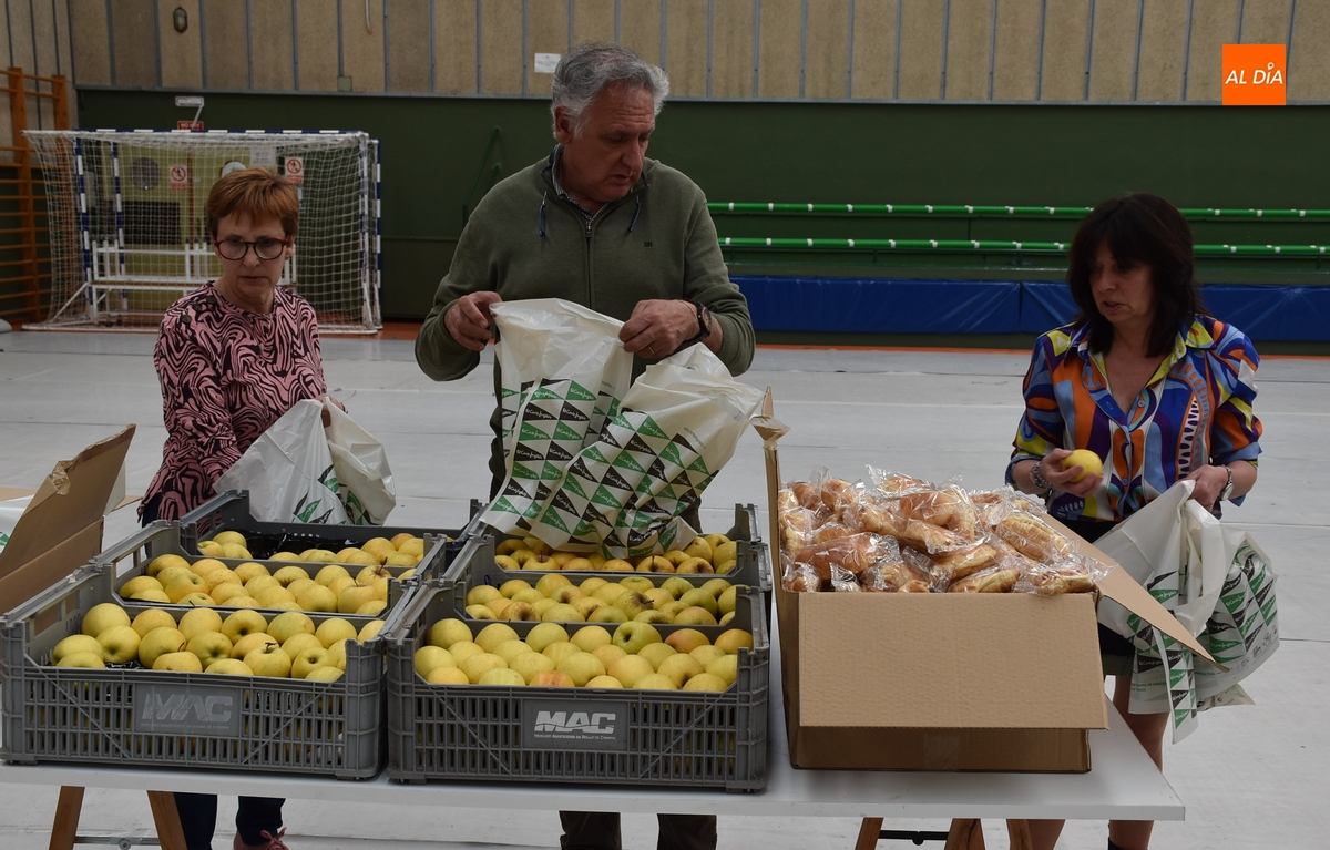 Preparadas las bolsas del corredor que recibirán los participantes en la Media Maratón