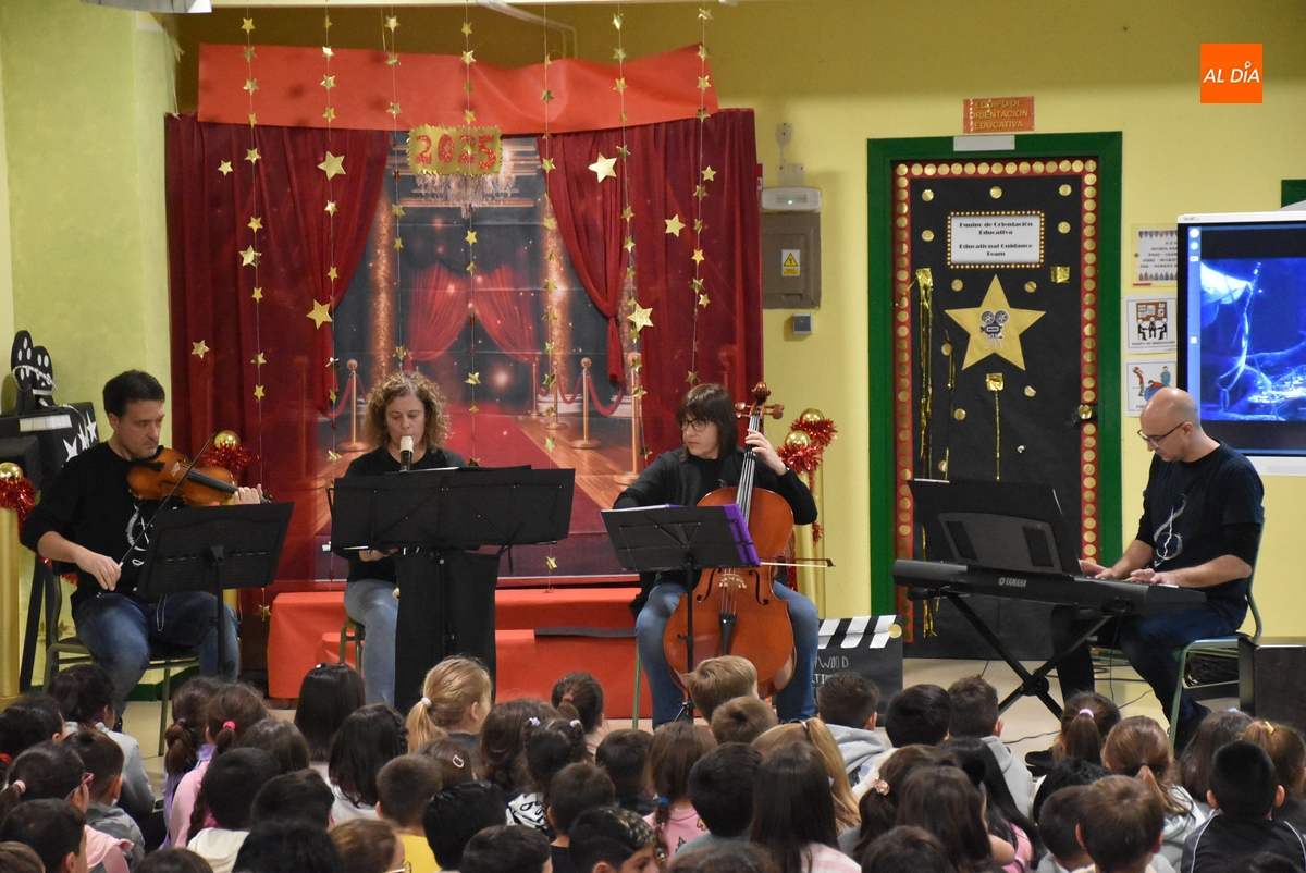 Astrolabio ofrece un recital de bandas sonoras para abrir las Jornadas Culturales del Colegio Miróbriga