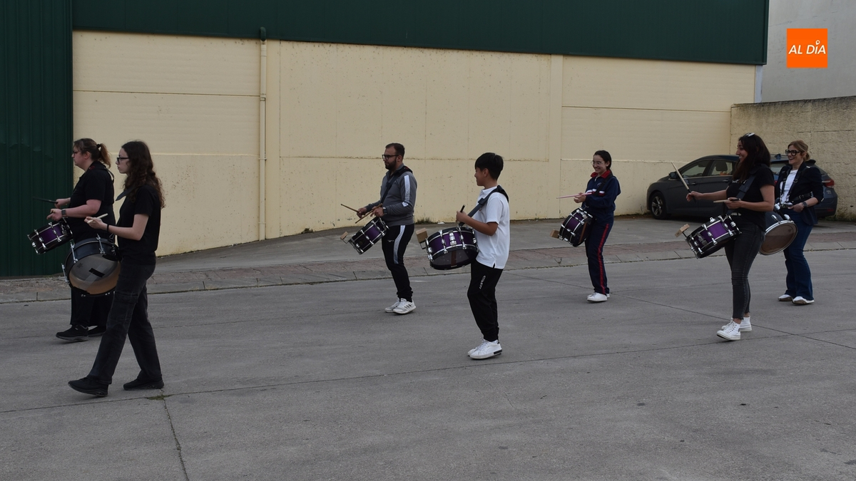 1Foto: Rematando los ensayos