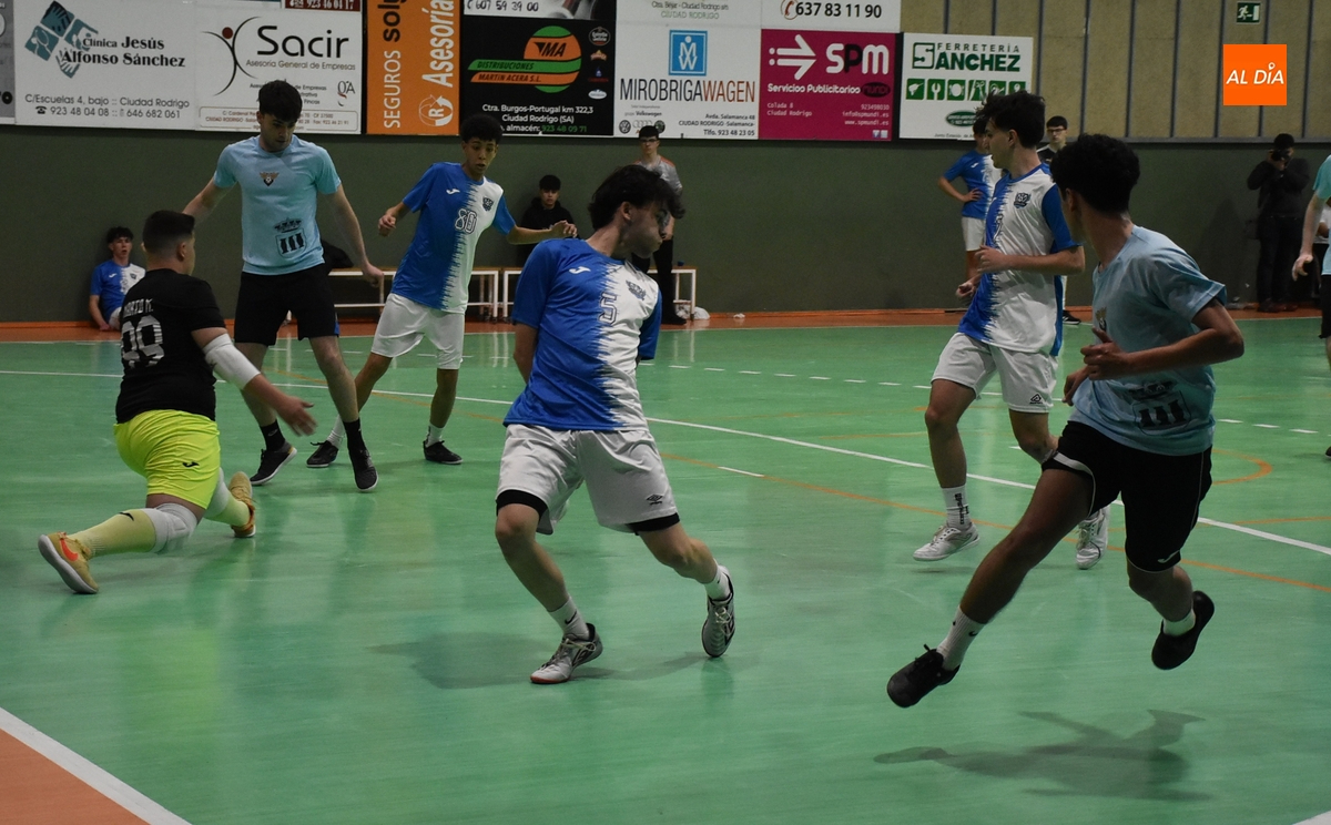 Echa a andar la 3ª Farinato League con un fantástico ambiente en Conde de Foxá