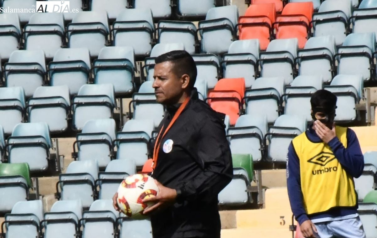 Dueñas y el Salamanca UDS: Ha habido ocasiones con técnicos que han tenido baches y les hemos respetado. Lovato me transmite confianza