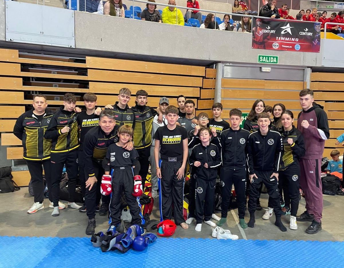 38 medallas para el Club José Ángel Gómez en la primera parada de la Stars League de kickboxing