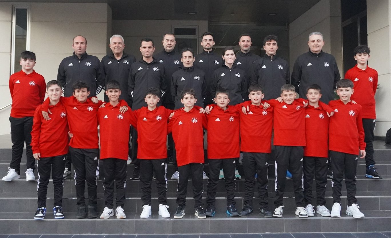 Hugo Vicente Torrens, rumbo a Blanes (Girona) para disputar el Campeonato de España Sub’12