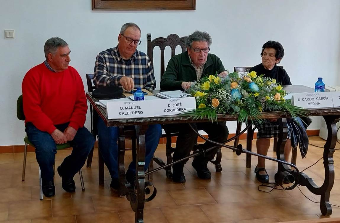 Los recuerdos de los campos de Argañán y de Azaba abren las mesas redondas de Enclave Literaria