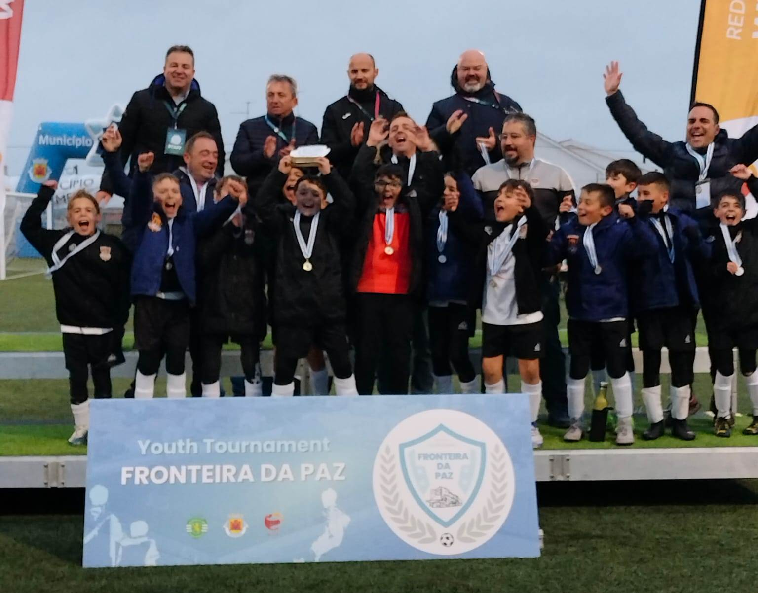 La cantera del Ciudad Rodrigo gana la categoría Benjamins del Torneo Fronteira da Paz de Vilar Formoso