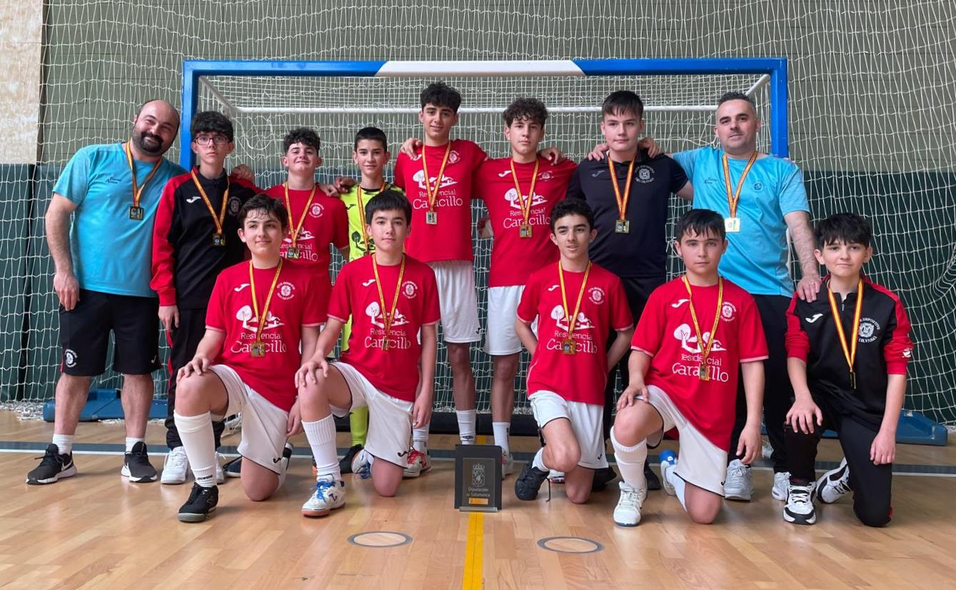 El III Infantil A conquista con contundencia el título provincial de los Juegos Escolares 