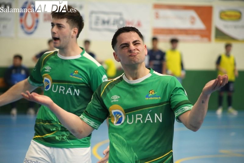 El Piensos Durán Albense desborda al líder y refuerza su candidatura al playoff (7-2)