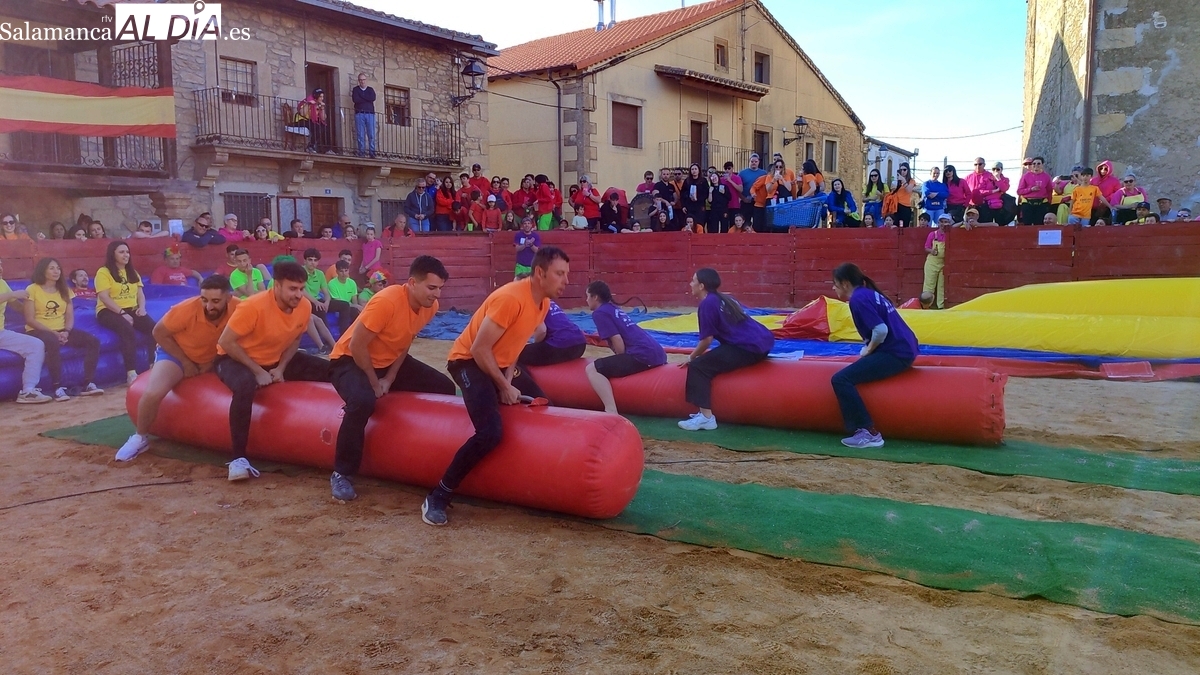 El Gran Prix llena de humor las fiestas de Yecla de Yeltes