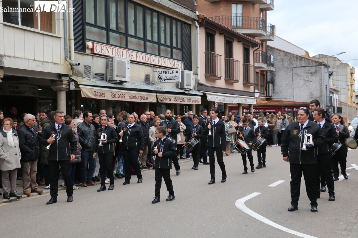 Multitudinaria procesión de la Pasión en Vitigudino