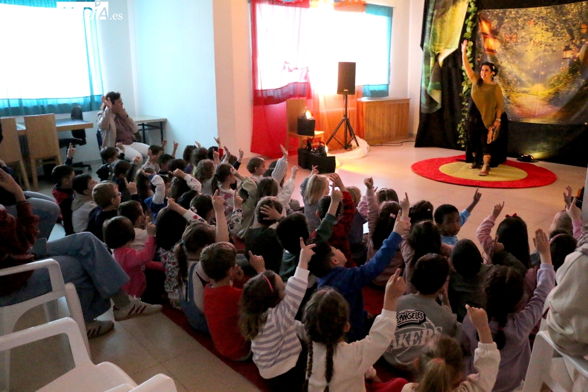 Alumnos de Infantil del CEIP Manuel Moreno Blanco celebran el Día del Libro en Vitigudino