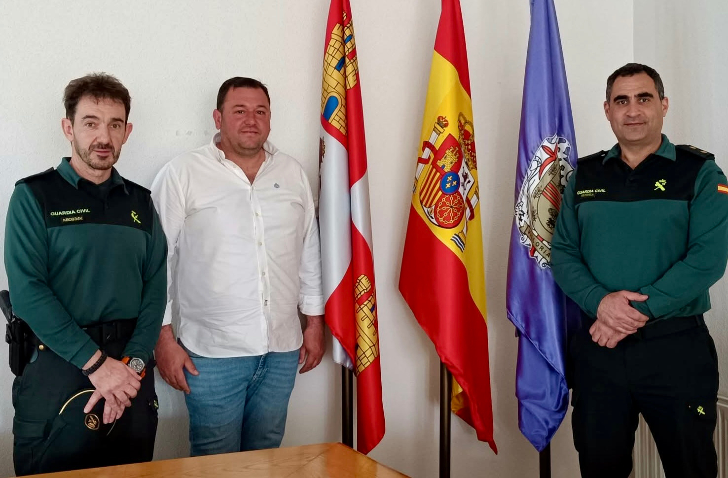 El Jefe provincial de la Guardia Civil visita Villoria para conocer el puesto y la situación de la localidad y la comarca