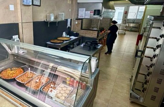 Sonia, gerente del negocio de Paiporta que reabre gracias a Mancera de Abajo: Solo puedo decir gracias