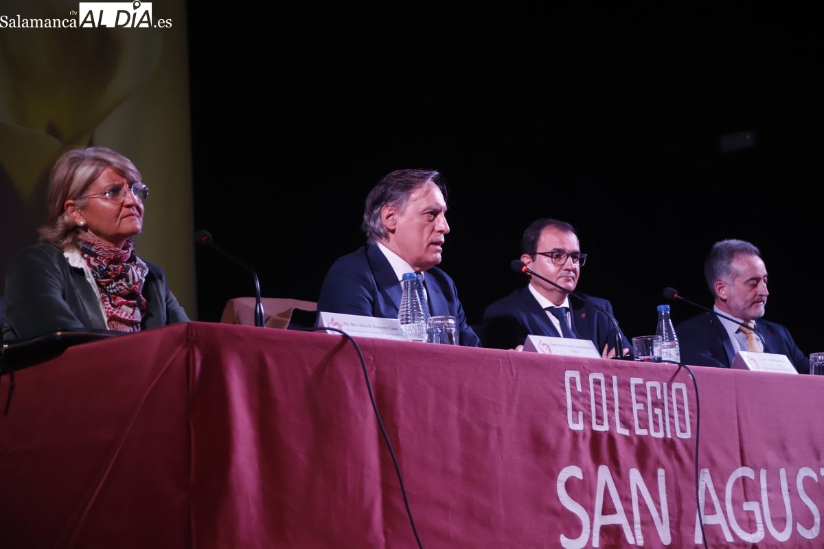 El alcalde de Salamanca anuncia 15 nuevas becas del programa Talento para alumnos de 2º de Bachillerato