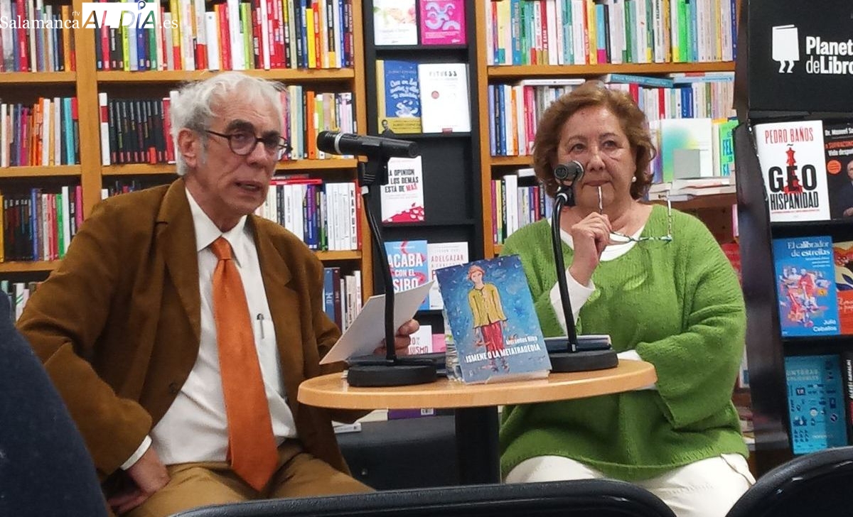 Ismene o la metatragedia, Mercedes Riba presenta un original poemario entre la lírica, el teatro y la metaliteratura