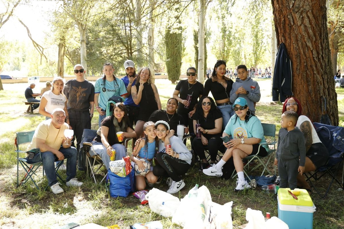 FOTOS | La Aldehuela se llena en un Lunes de Aguas atípico