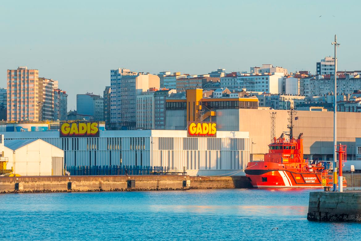 Gadis estrena una plataforma de pescado de 4.000 m2 para potenciar sus pescaderías y el servicio a sus clientes