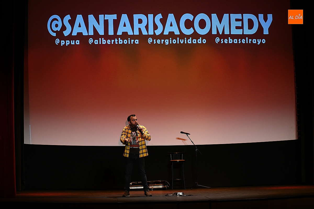 Rotundo éxito de la 9ª edición de Santa Risa  en una divertida noche de Sábado de Gloria