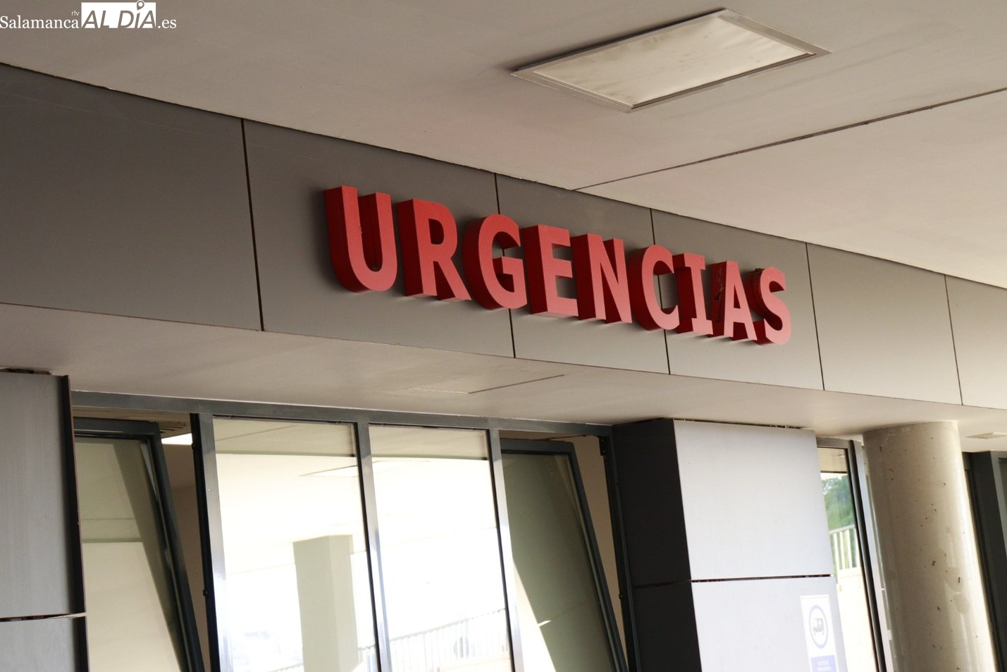 Trasladado al Hospital de Salamanca un varón de 32 años tras ser atropellado por un taxi