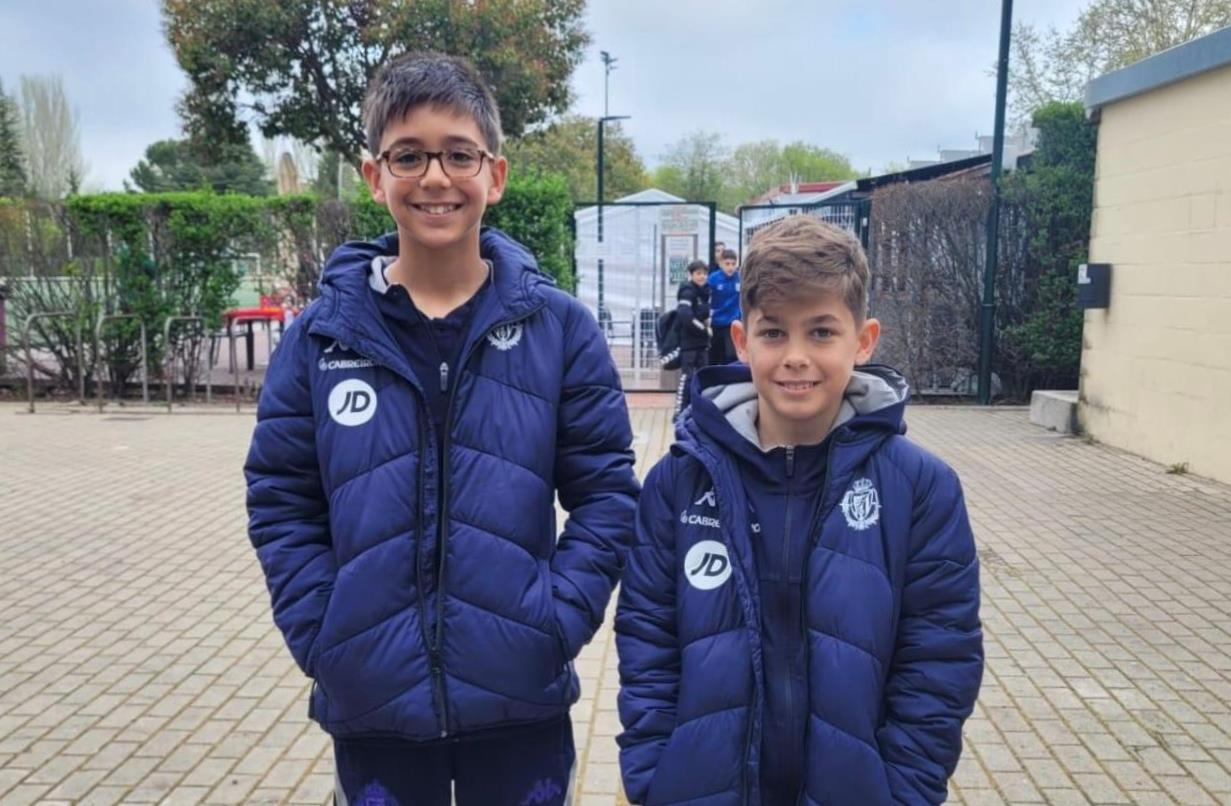 Enzo Santolino y Juan Benito disputan un Torneo con el Real Valladolid