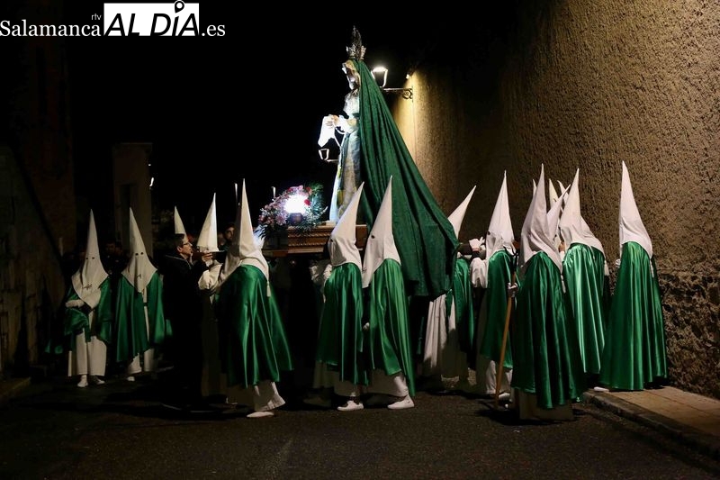 Silencio y devoción en Miércoles Santo