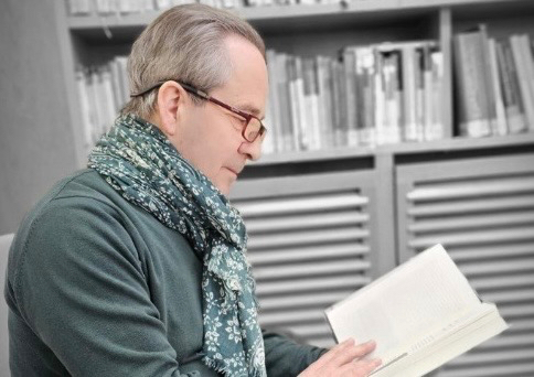 Vuelve el espacio ‘Los Fundamentales’ con Jesús Plaza para  conmemorar el Día Internacional del Libro en la Biblioteca