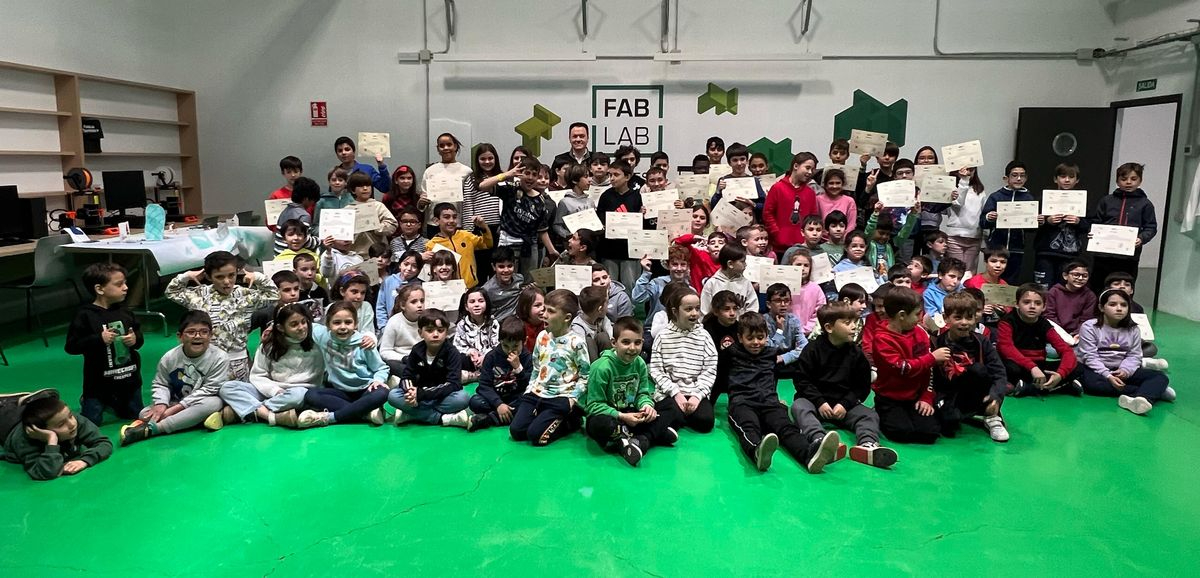 Más de 200 escolares se forman en ciencia, tecnología e innovación en el campamento ‘Salamanca Tech’