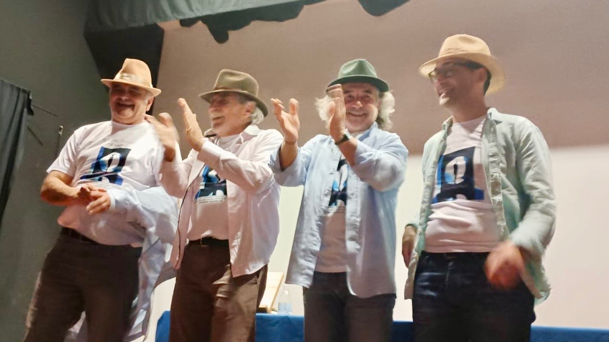 Antonio Blázquez y 9 autores más, unidos en Macotera para presentar ‘El Lado Opaco del Espejo’