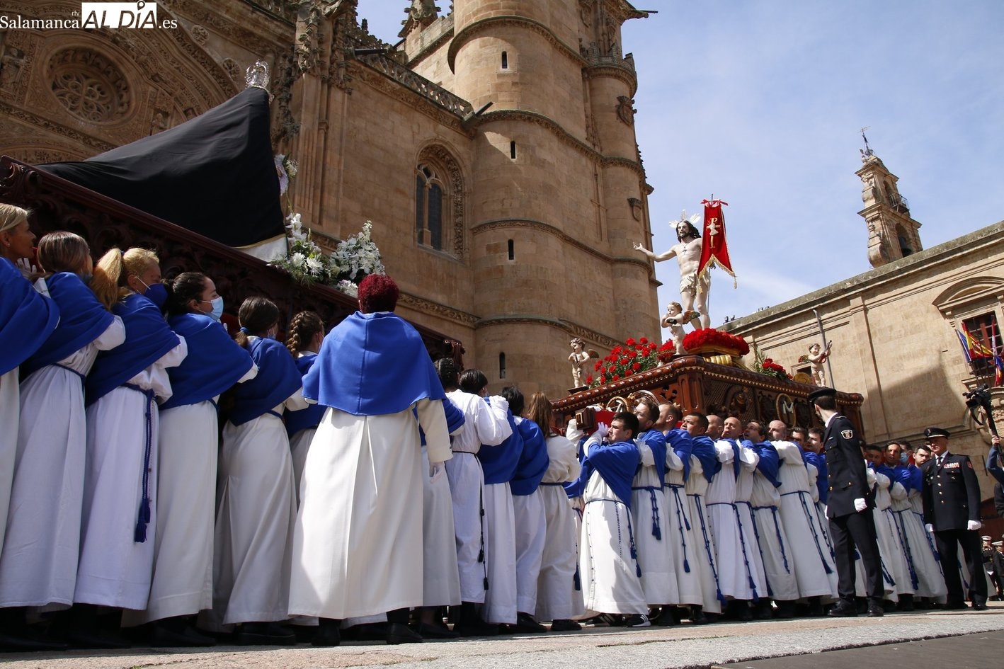 El encuentro entre Jesús Resucitado y la Virgen de la Alegría, broche de oro de la Semana Santa en Salamanca